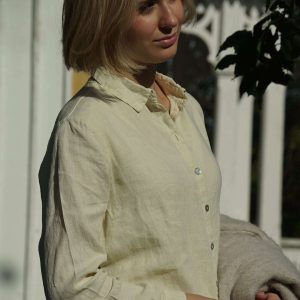 Linneskjorta i  Bone 100% linne från by basics